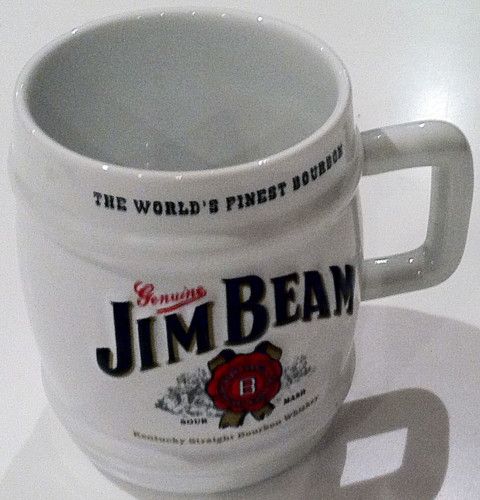 JIM BEAM CLASSIC BARREL WHITE COFFEE MUG *BOXED *NEW  